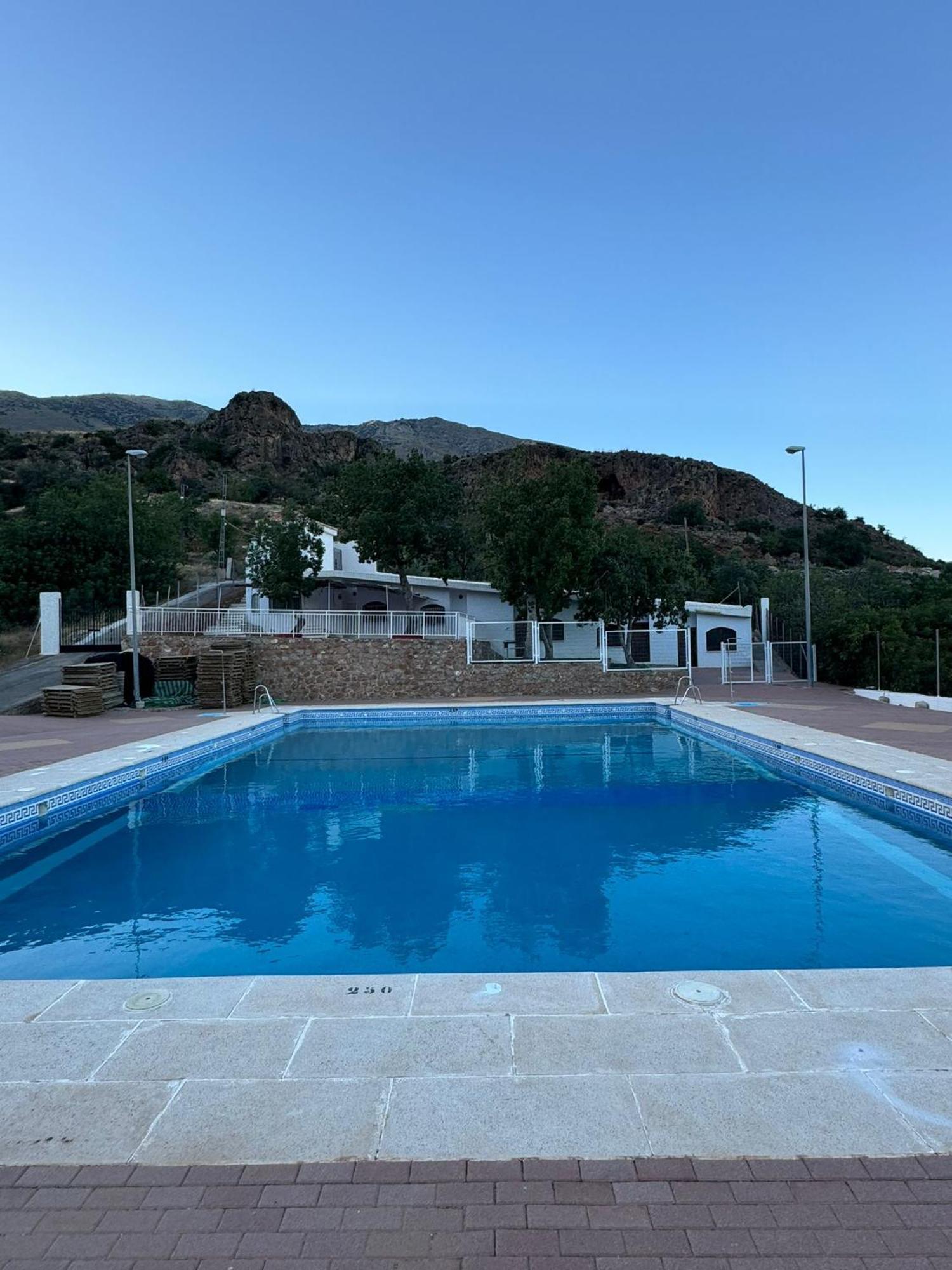 Albergue De Lujar Ngoại thất bức ảnh